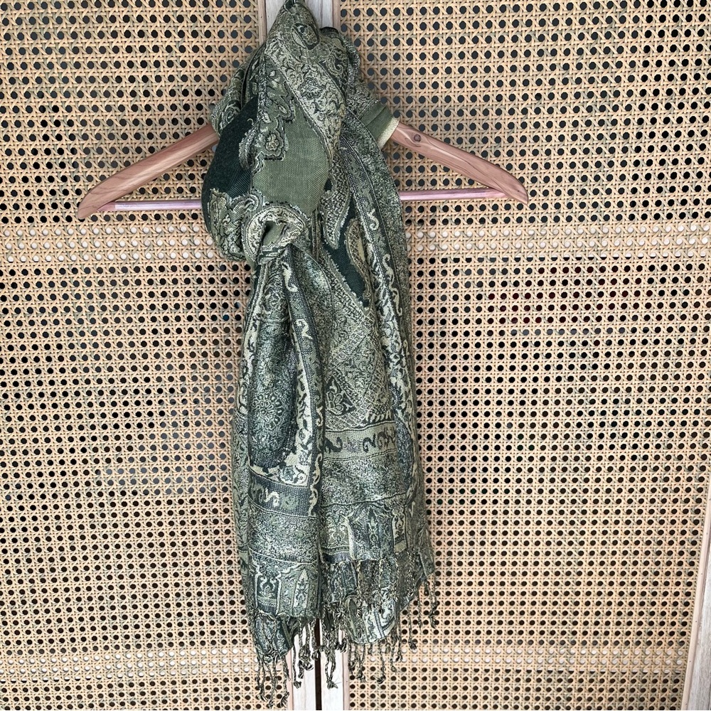Green Patterned Scarf Pashmina